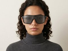 BS2607-0647_Black_Aviator_Plastic_Polarized Photochromic Glasses-tryon_female