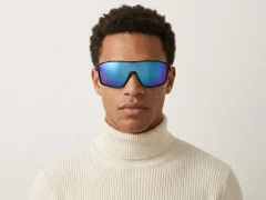 BS2607-0653_Black_Aviator_Plastic_Polarized Photochromic Glasses-tryon_male