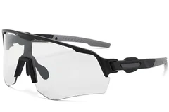 BS2607-0658_Black_Aviator_Plastic_Photochromic Glasses_corner