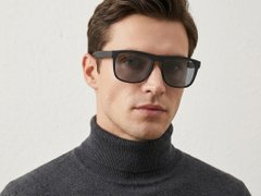 BS2607-0707_Black_Aviator_Plastic_Polarized Sunglasses-tryon_male