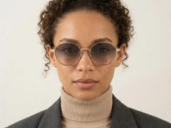 BS2607-0762_Golden_Oval_Metal_Sunglasses-tryon_female