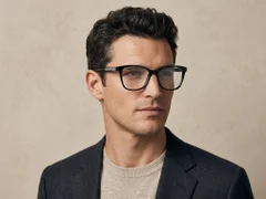 BS2607-0888_Black_Butterfly_Acetate_Glasses-tryon_male