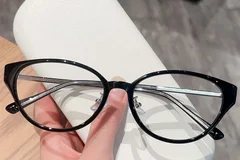 BS423-0295_Black_Butterfly_Acetate_Glasses_front