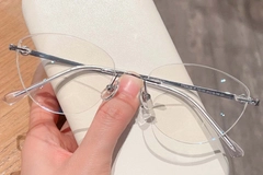 BS423-0336_Silver_Invisible_Titanium_Glasses_front