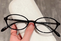 BS423-0374_Black_Oval_TR90_Glasses_front