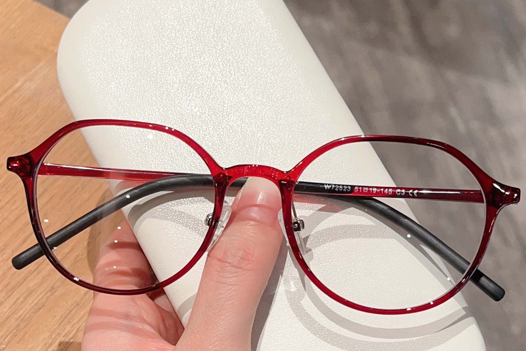 BS423-0382_Red_Oval_TR90_Glasses_front