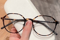 BS423-0385_Tortoiseshell_Oval_TR90_Glasses_front