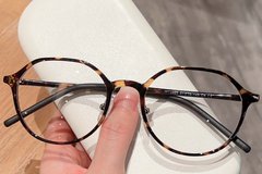 BS423-0385_Tortoiseshell_Oval_TR90_Glasses_front