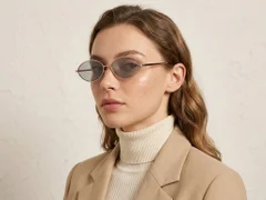 BS423-0404_Pink_Oval_Metal_Sunglasses-tryon_female