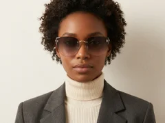 BS423-0419_Golden_Invisible_Metal_Sunglasses-tryon_female