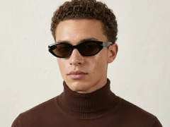 BS423-0429_Black_Oval_TR90_Sunglasses-tryon_male