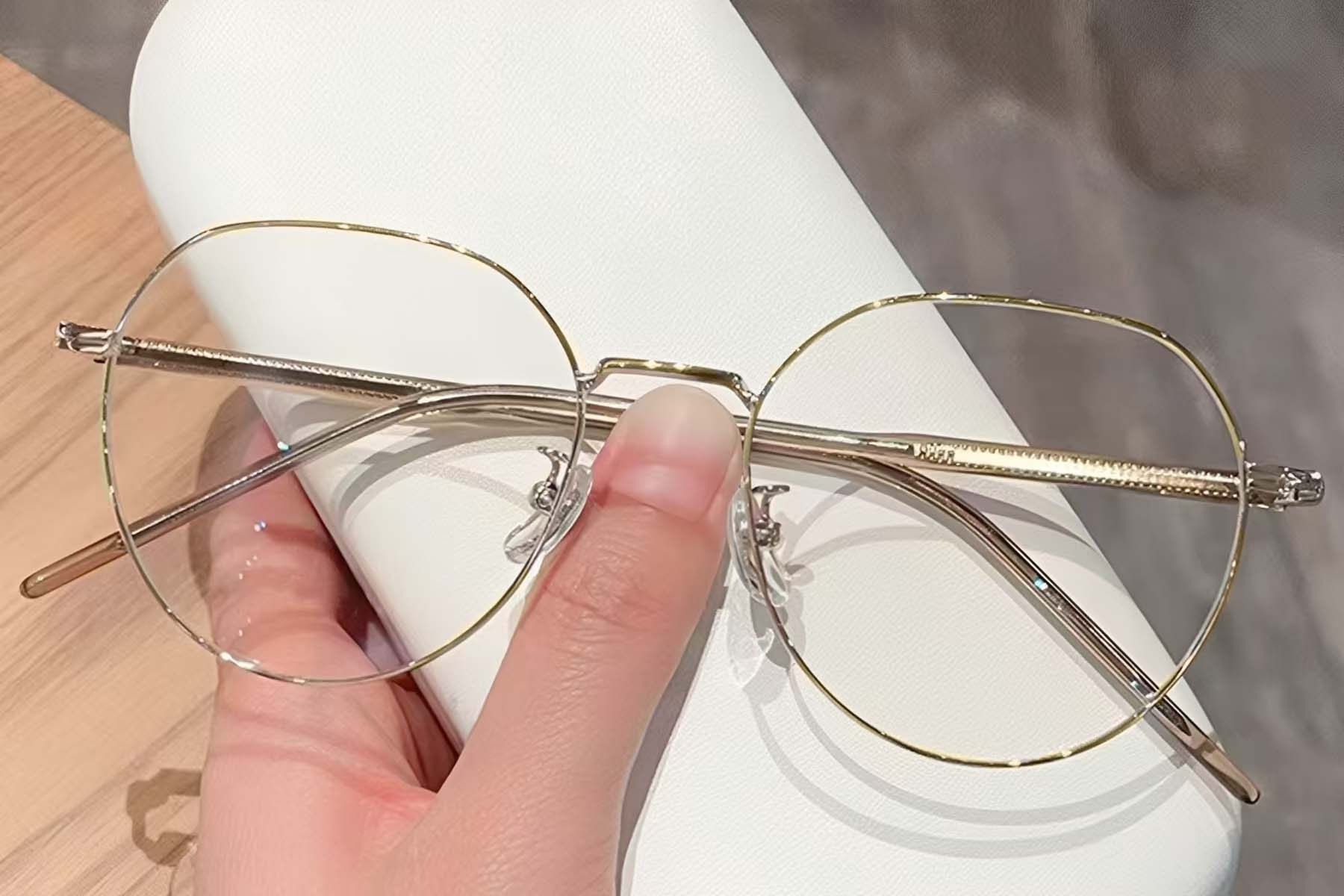 BS423-0497_Golden_Geometric_Metal_Glasses_front