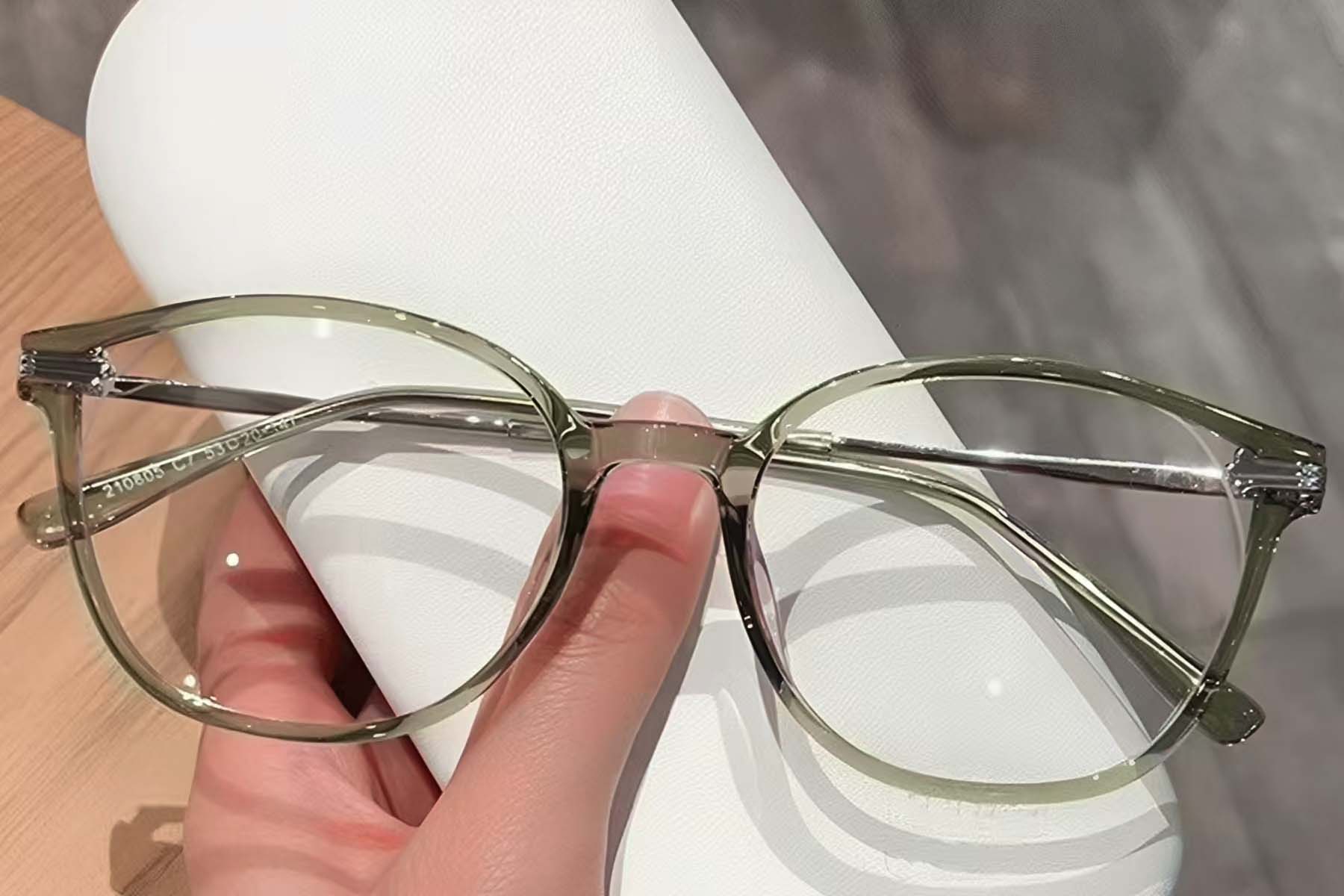 BS423-0542_Green_Oval_TR90_Glasses_front