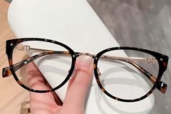 BS423-0548_Tortoiseshell_Oval_TR90_Glasses_front