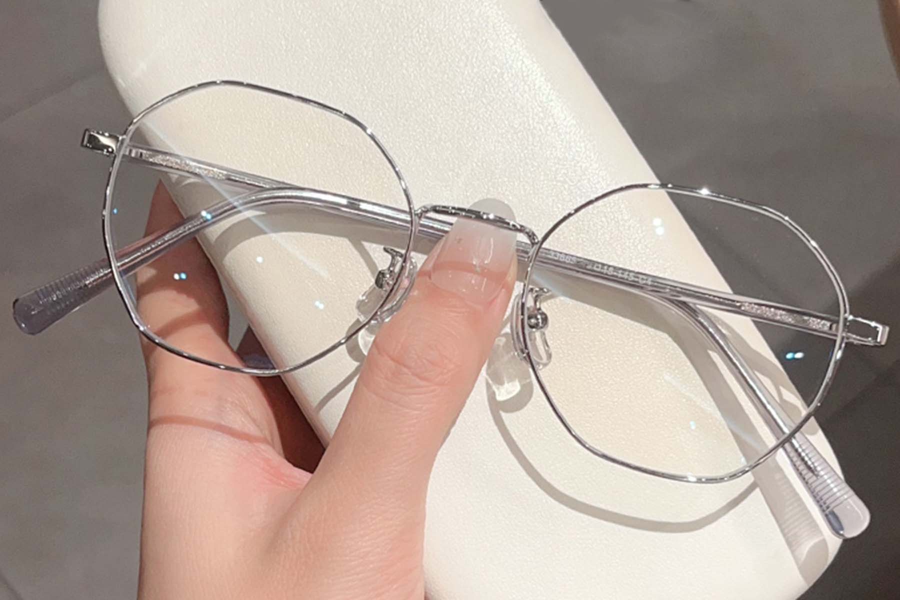BS423-0615_Silver_Geometric_Metal_Glasses_front