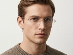 BS423-0657_Golden_Invisible_Titanium_Glasses-tryon_male