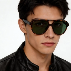 bs522-0208_tortoiseshell_aviator_acetate_sunglasses_model