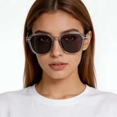 bs522-0223_grey_oval_acetate_sunglasses_model