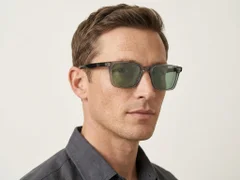BS522-0241_Grey_Rectangular_Acetate_sunglasses_corner-tryon_male