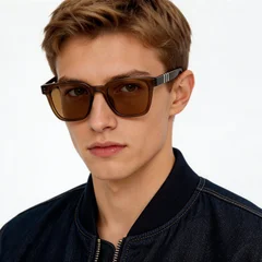 bs522-0242_brown_rectangular_acetate_sunglasses_model