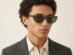 BS522-0254_Green_Butterfly_Acetate_sunglasses_corner-tryon_male