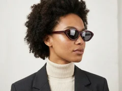 BS522-0258_Red_Butterfly_Acetate_sunglasses_corner-tryon_female