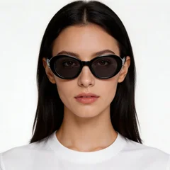 bs522-0266_black_oval_acetate_sunglasses_model