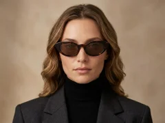 BS522-0274_Tortoiseshell_Butterfly_Acetate_sunglasses_corner-tryon_female