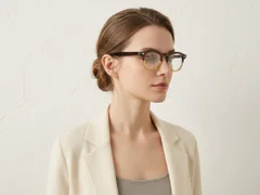 BS522-0357_Tortoiseshell_Rectangular_Acetate_Glasses-tryon_female