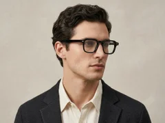 BS522-0370_Black_Rectangular_Acetate_Glasses-tryon_male