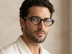 BS522-0408_Tortoiseshell_Oval_Acetate_Glasses-tryon_male