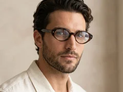 BS522-0408_Tortoiseshell_Oval_Acetate_Glasses-tryon_male