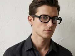 BS522-0416_Black_Rectangular_Acetate_Glasses-tryon_male