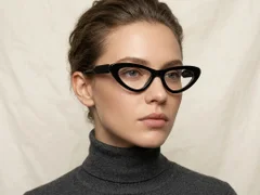 BS522-0475_Black_Butterfly_Acetate_Glasses-tryon_female