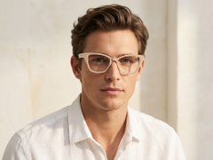 BS522-0553_Cream_Butterfly_Acetate_Glasses-tryon_male