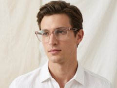 BS522-0563_Pink_Butterfly_Acetate_Glasses-tryon_male