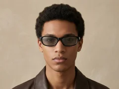 BS824-0343_Black_Butterfly_TR90_Sunglasses-tryon_male