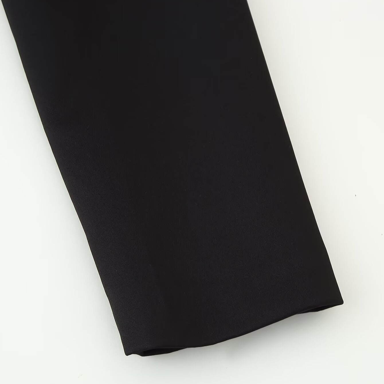 Blazer elegante para mujer con solapa y cintura ajustada, con botones decorativos KUN-00001