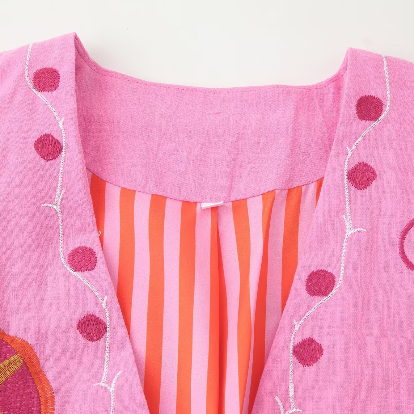 Linen Embroidered Women's Jacket - Stylish Outerwear KUN-00083