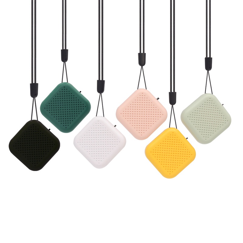 Wearable Mini Air Purifier, Portable Anion Air Cleaner Necklace, USB Rechargeable, 29g Lightweight, Silent Operation, Removes PM2.5, Pollen, Smoke for Travel