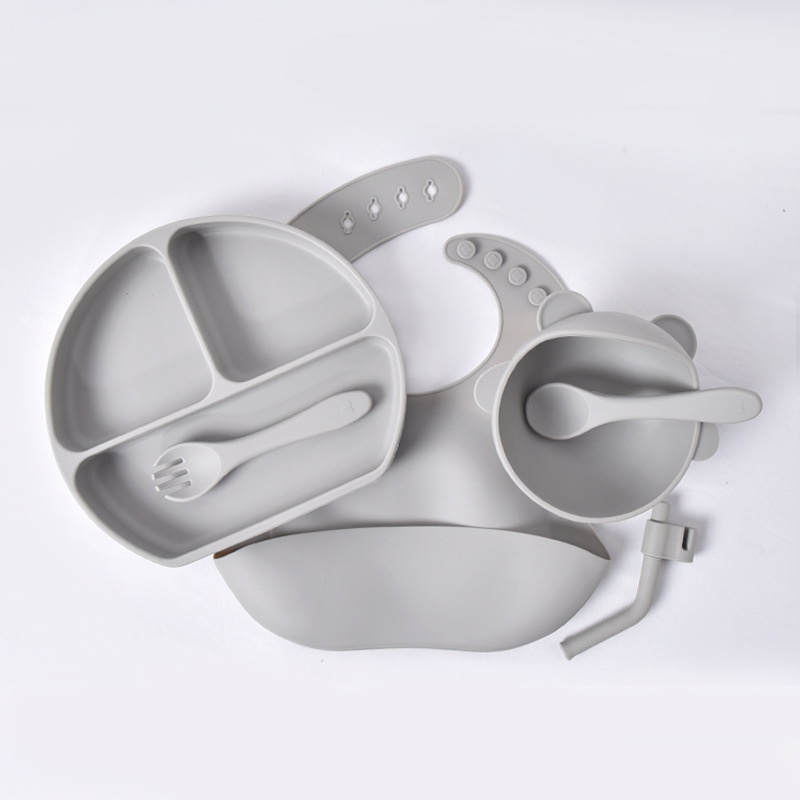 Set per la pappa del bambino in silicone da 7 pezzi con piattino a ventosa e bavaglino