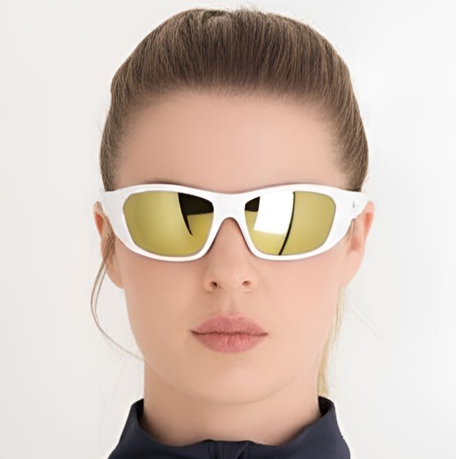Rechteckige weiße polarisierte TR90-Sonnenbrille #BS0205-0070