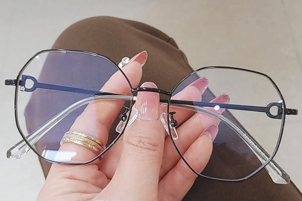 Lunettes géométriques en métal noir #BS0406-0094