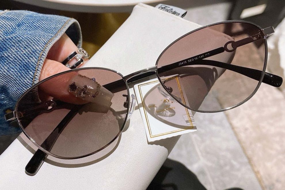 Oval Silver Metal Sunglasses #BS0824-0007