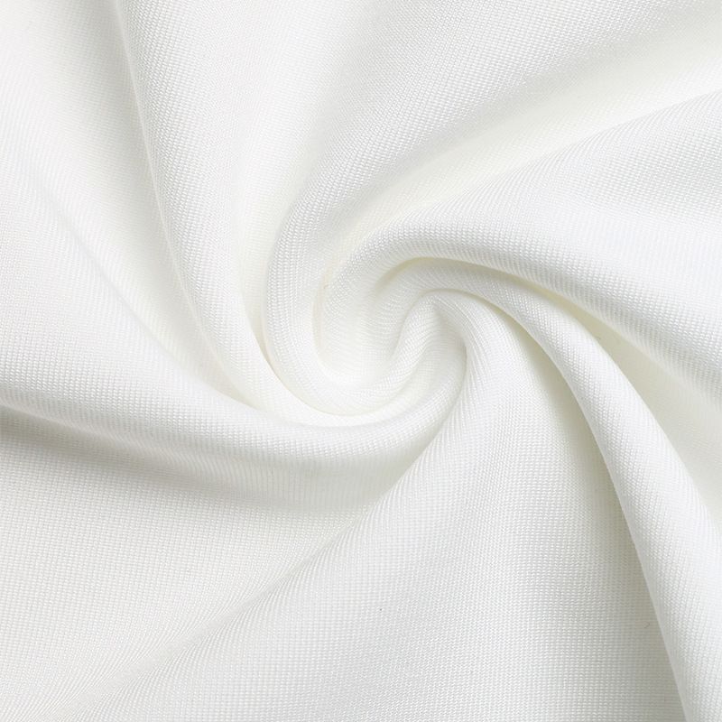 Body elegante de encaje con hombros descubiertos y detalle retorcido - Top de manga larga