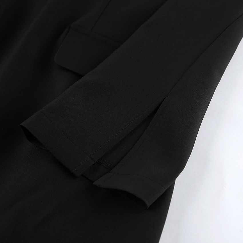 Elegante vestido tipo blazer con cuello alto - Corte entallado