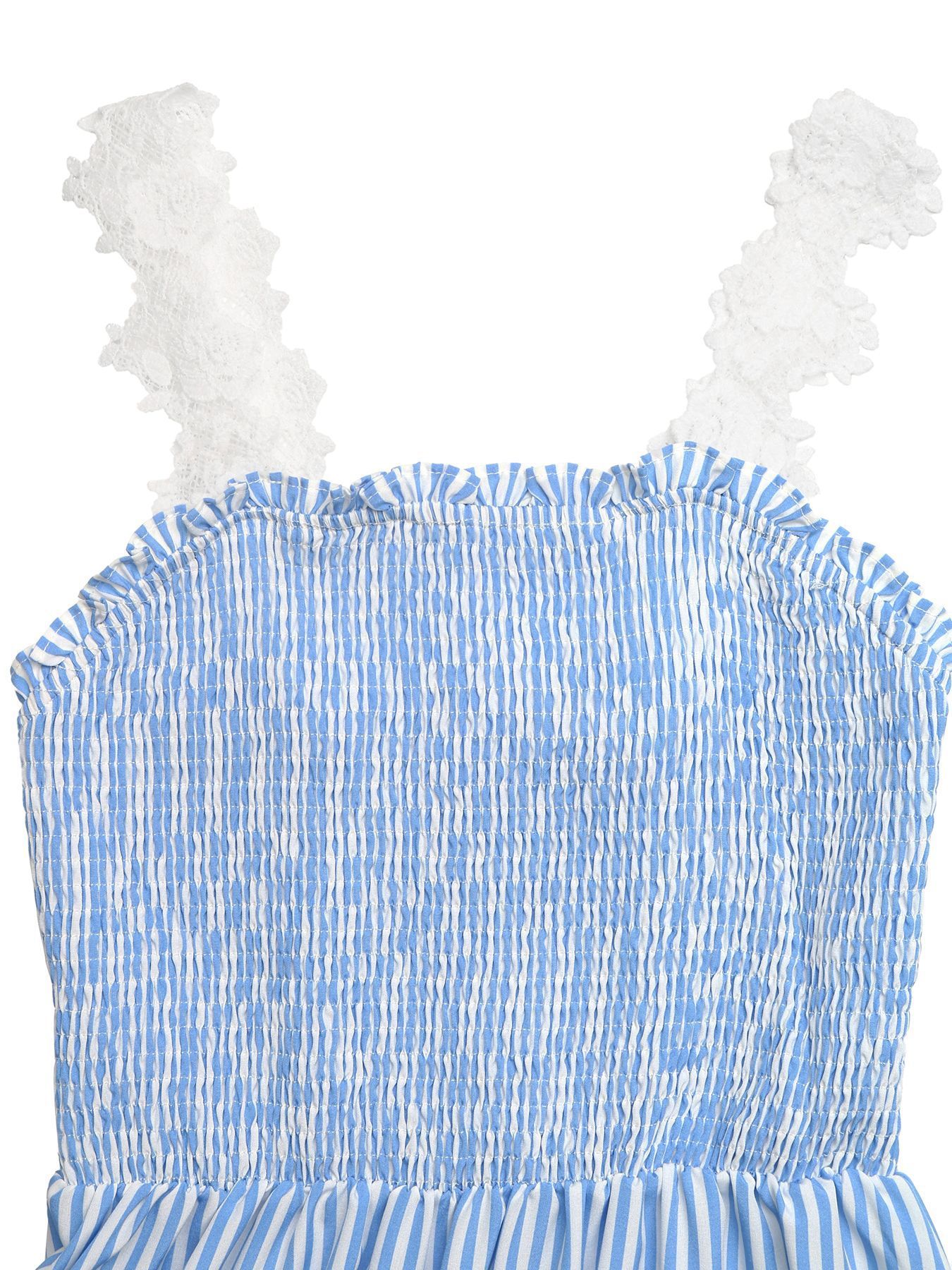 Vestido largo fruncido a rayas con ribete de encaje