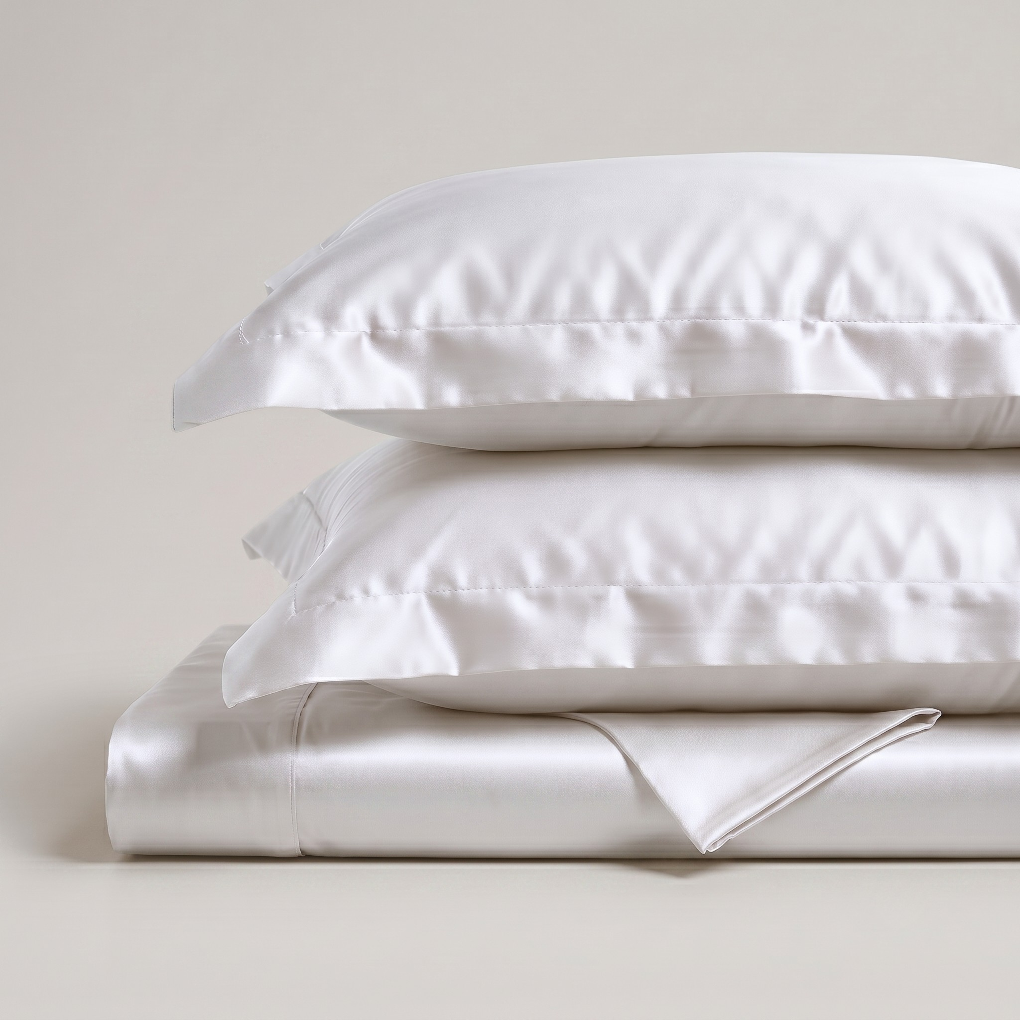 Luxury Mulberry Silk 3-Piece Bedding - Premium Soft Satin Duvet Cover & Pillowcase Set