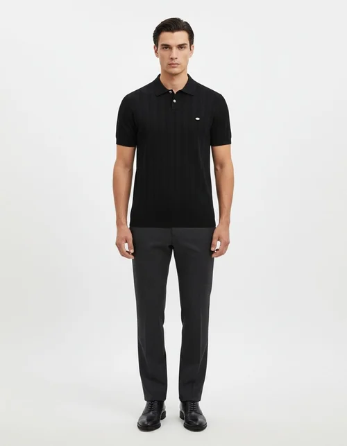 Herenpolo met korte mouwen, gebreid en casual model.