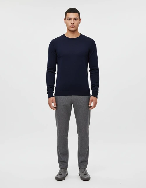 Thickened Crew Neck Slim Fit Winter Sweater for Menswear